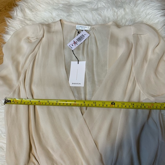 Babaton 100% Silk Alexander Blouse Bone Size medium NWT - Picture 5 of 10
